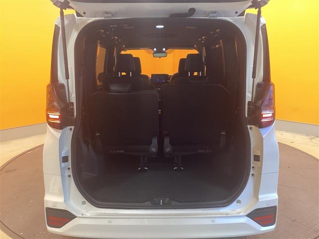 トヨタ ヴォクシー 22枚目