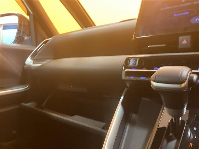 トヨタ ヴォクシー 30枚目