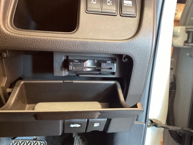 日産 セレナ 13枚目