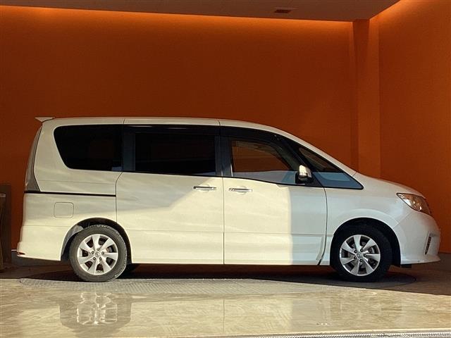 日産 セレナ 17枚目