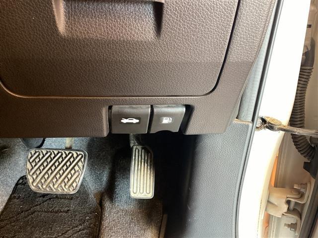 日産 セレナ 29枚目