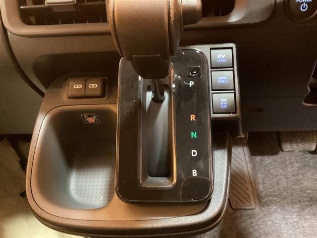 トヨタ シエンタ 9枚目