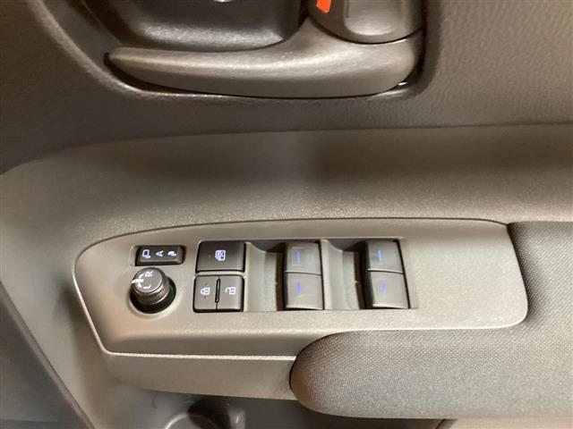 トヨタ シエンタ 37枚目