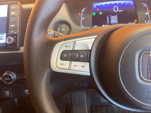 フィット ホーム　ＥＴＣ　バックカメラ　ナビ　ＴＶ　クリアランスソナー　オートクルーズコントロール　レーンアシスト　衝突被害軽減システム　オートライト　ＬＥＤヘッドランプ　スマートキー（13枚目）