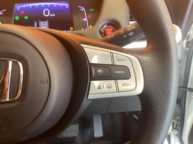 フィット ホーム　ＥＴＣ　バックカメラ　ナビ　ＴＶ　クリアランスソナー　オートクルーズコントロール　レーンアシスト　衝突被害軽減システム　オートライト　ＬＥＤヘッドランプ　スマートキー（14枚目）