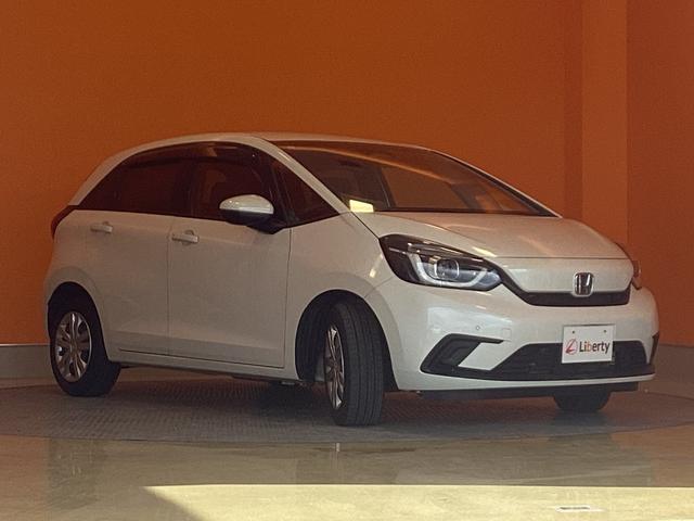 フィット ホーム　ＥＴＣ　バックカメラ　ナビ　ＴＶ　クリアランスソナー　オートクルーズコントロール　レーンアシスト　衝突被害軽減システム　オートライト　ＬＥＤヘッドランプ　スマートキー（17枚目）