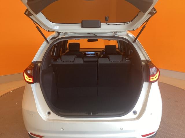 フィット ホーム　ＥＴＣ　バックカメラ　ナビ　ＴＶ　クリアランスソナー　オートクルーズコントロール　レーンアシスト　衝突被害軽減システム　オートライト　ＬＥＤヘッドランプ　スマートキー（22枚目）