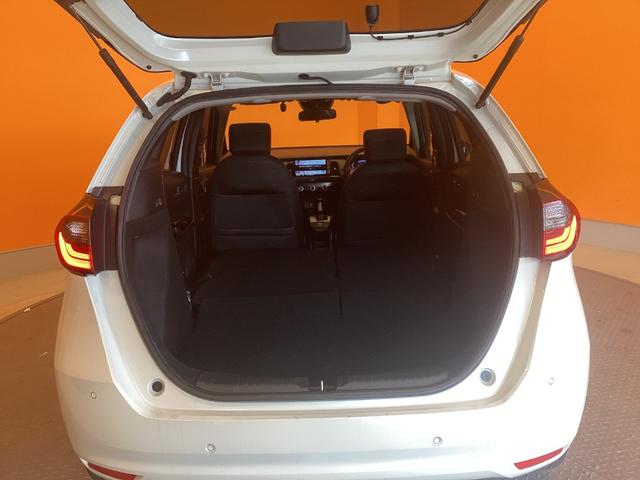 フィット ホーム　ＥＴＣ　バックカメラ　ナビ　ＴＶ　クリアランスソナー　オートクルーズコントロール　レーンアシスト　衝突被害軽減システム　オートライト　ＬＥＤヘッドランプ　スマートキー（23枚目）