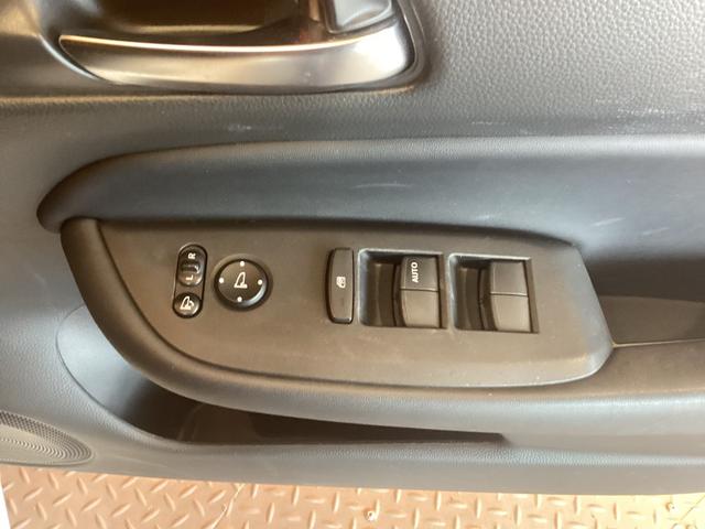 フィット ホーム　ＥＴＣ　バックカメラ　ナビ　ＴＶ　クリアランスソナー　オートクルーズコントロール　レーンアシスト　衝突被害軽減システム　オートライト　ＬＥＤヘッドランプ　スマートキー（34枚目）