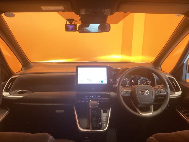 ノア Ｓ－Ｇ　ディスプレイオーディオ　バックカメラ　ナビ　ＴＶ　オートクルーズコントロール　レーンアシスト　衝突被害軽減システム　両側スライド・片側電動　オートマチックハイビーム　ＬＥＤヘッドランプ　スマートキー（5枚目）