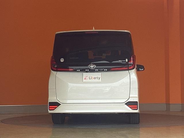 ノア Ｓ－Ｇ　ディスプレイオーディオ　バックカメラ　ナビ　ＴＶ　オートクルーズコントロール　レーンアシスト　衝突被害軽減システム　両側スライド・片側電動　オートマチックハイビーム　ＬＥＤヘッドランプ　スマートキー（19枚目）