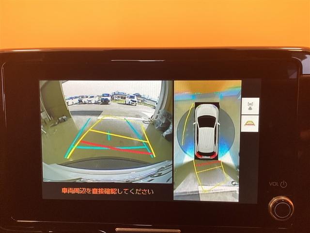 ヤリスクロス ハイブリッドＺ　全周囲カメラ　クリアランスソナー　オートクルーズコントロール　レーンアシスト　衝突被害軽減システム　ナビ　ＴＶ　オートマチックハイビーム　オートライト　ＬＥＤヘッドランプ　アルミホイール　スマートキー（8枚目）