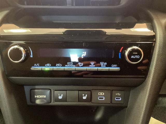 ヤリスクロス ハイブリッドＺ　全周囲カメラ　クリアランスソナー　オートクルーズコントロール　レーンアシスト　衝突被害軽減システム　ナビ　ＴＶ　オートマチックハイビーム　オートライト　ＬＥＤヘッドランプ　アルミホイール　スマートキー（10枚目）