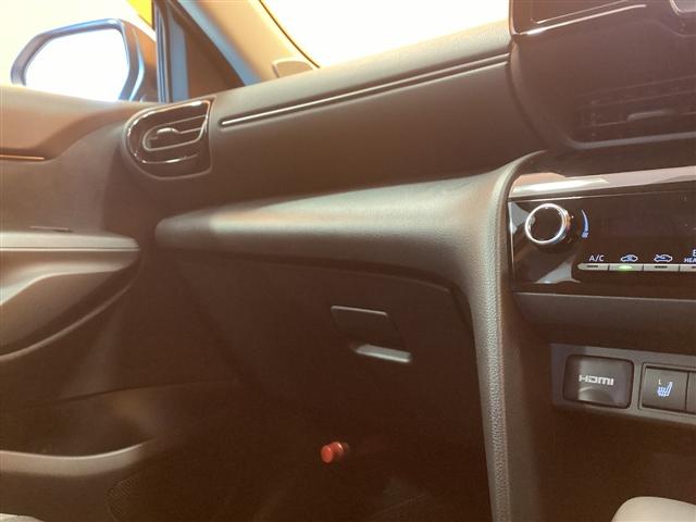 ヤリスクロス ハイブリッドＺ　全周囲カメラ　クリアランスソナー　オートクルーズコントロール　レーンアシスト　衝突被害軽減システム　ナビ　ＴＶ　オートマチックハイビーム　オートライト　ＬＥＤヘッドランプ　アルミホイール　スマートキー（31枚目）