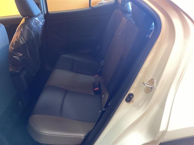 ヤリスクロス ハイブリッドＺ　全周囲カメラ　クリアランスソナー　オートクルーズコントロール　レーンアシスト　衝突被害軽減システム　ナビ　ＴＶ　オートマチックハイビーム　オートライト　ＬＥＤヘッドランプ　アルミホイール　スマートキー（32枚目）