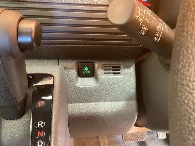 Ｎ－ＶＡＮ Ｇ　ＣＶＴ　衝突被害軽減システム　クリアランスソナー　オートクルーズコントロール　レーンアシスト　両側スライドドア　アイドリングストップ　オートライト　ＥＳＣ　エアコン　パワーウィンドウ（11枚目）