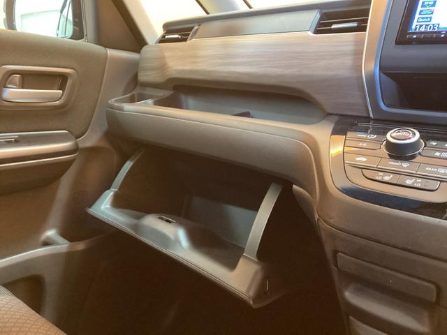 ホンダ フリードハイブリッド 33枚目