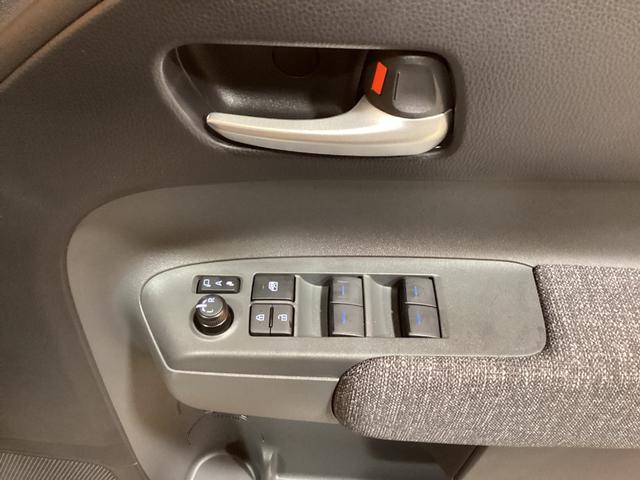 シエンタ ハイブリッドＺ　全周囲カメラ　ナビ　ＴＶ　クリアランスソナー　オートクルーズコントロール　レーンアシスト　パークアシスト　衝突被害軽減システム　両側電動スライドドア　オートマチックハイビーム　オートライト（14枚目）