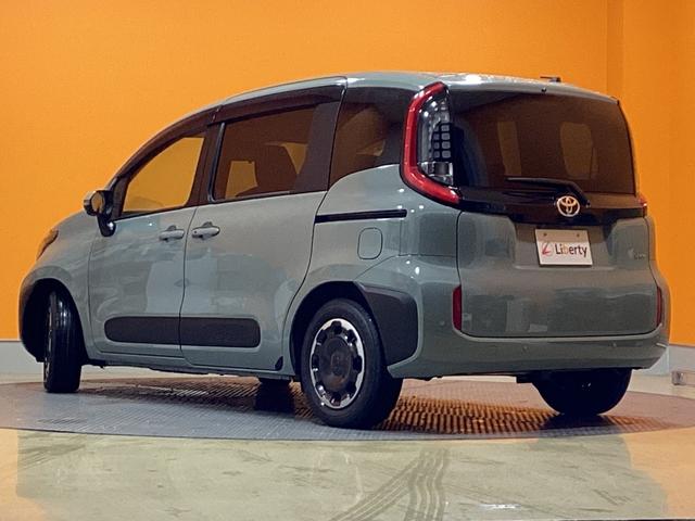 シエンタ ハイブリッドＺ　全周囲カメラ　ナビ　ＴＶ　クリアランスソナー　オートクルーズコントロール　レーンアシスト　パークアシスト　衝突被害軽減システム　両側電動スライドドア　オートマチックハイビーム　オートライト（20枚目）