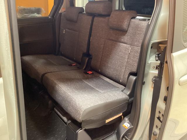 シエンタ ハイブリッドＺ　全周囲カメラ　ナビ　ＴＶ　クリアランスソナー　オートクルーズコントロール　レーンアシスト　パークアシスト　衝突被害軽減システム　両側電動スライドドア　オートマチックハイビーム　オートライト（28枚目）