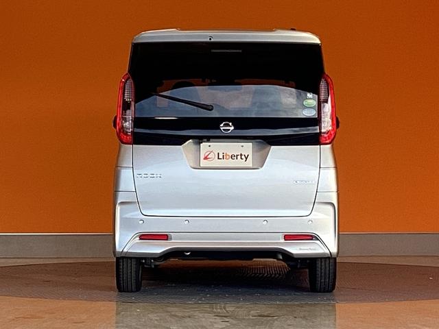 ルークス Ｘ　ＥＴＣ　全周囲カメラ　両側スライド・片側電動　ナビ　ＴＶ　クリアランスソナー　衝突被害軽減システム　スマートキー　アイドリングストップ　電動格納ミラー　ベンチシート　ＣＶＴ（19枚目）