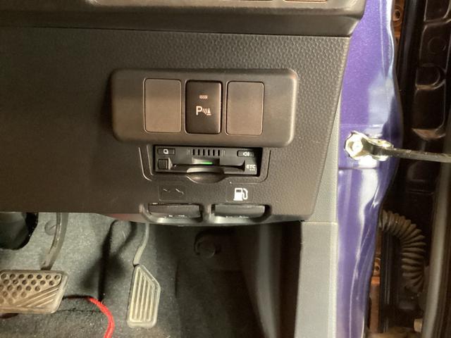 ルーミー カスタムＧ　ＥＴＣ　全周囲カメラ　ＴＶ　両側電動スライドドア　クリアランスソナー　オートクルーズコントロール　衝突被害軽減システム　アルミホイール　オートライト　ＬＥＤヘッドランプ　スマートキー（11枚目）