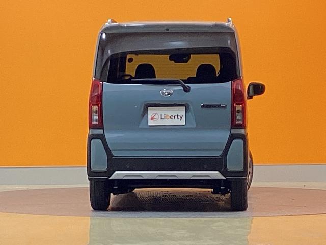 タント ファンクロス　届出済未使用車　禁煙車　衝突軽減Ｂ　両側自動ドア　電子パーキング　ＬＥＤヘッドライト　フォグライト　スマートキー　プッシュスタート　アイドリングストップ　ステアリングスイッチ　純正アルミホイール（19枚目）