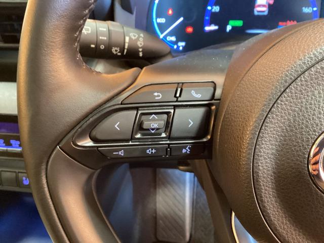 ヤリスクロス ハイブリッドＺ　トヨタセーフティセンス　純正ディスプレイ　Ｂｌｕｅｔｏｏｔｈ対応　パノラミックビューモニター　アダプティブクルーズコントロール　ステアリングヒーター　ＥＴＣ　電子パーキング　前席シートヒーター（13枚目）