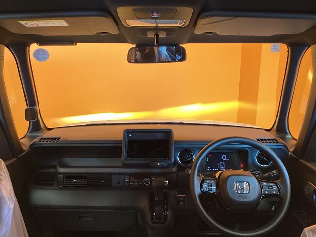 Ｎ－ＢＯＸカスタム ベースグレード　届出済未使用車　禁煙車　ＨｏｎｄａＳＥＮＳＩＮＧ　アダプティブクルーズコントロール　電子パーキング　左パワースライドドア　ＬＥＤヘッドライト　フォグライト　スマートキー　アイドリングストップ（5枚目）
