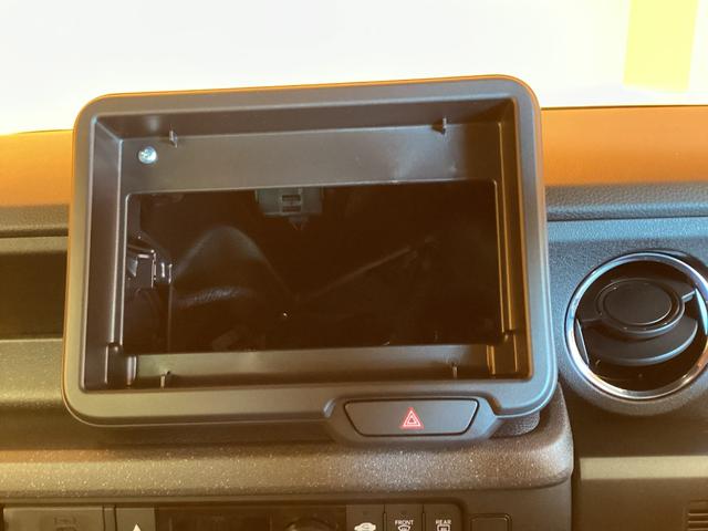 Ｎ－ＢＯＸカスタム ベースグレード　届出済未使用車　禁煙車　ＨｏｎｄａＳＥＮＳＩＮＧ　アダプティブクルーズコントロール　電子パーキング　左パワースライドドア　ＬＥＤヘッドライト　フォグライト　スマートキー　アイドリングストップ（7枚目）