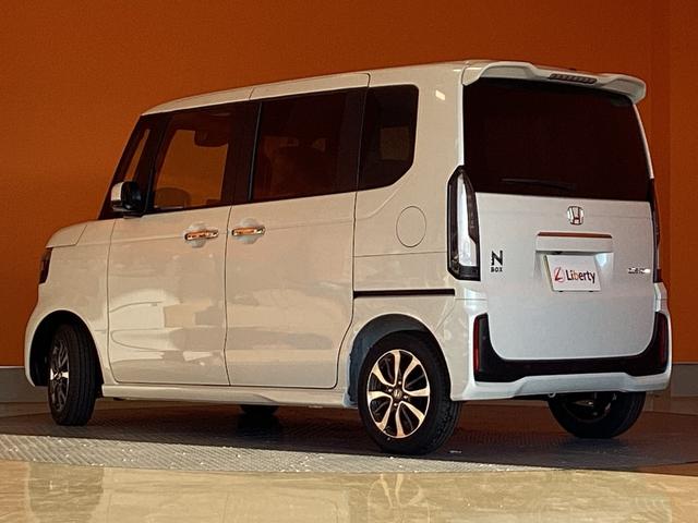 Ｎ－ＢＯＸカスタム ベースグレード　届出済未使用車　禁煙車　ＨｏｎｄａＳＥＮＳＩＮＧ　アダプティブクルーズコントロール　電子パーキング　左パワースライドドア　ＬＥＤヘッドライト　フォグライト　スマートキー　アイドリングストップ（19枚目）