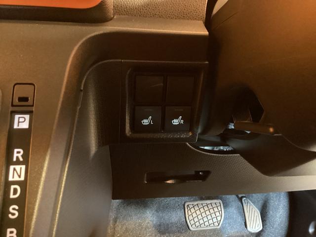 タント ファンクロスターボ　衝突軽減Ｂ　パノラマモニター　両側自動ドア　電子パーキング　ＬＥＤヘッドライト　フォグライト　スマートキー　プッシュスタート　アイドリングストップ　ステアリングスイッチ　純正アルミホイール（9枚目）