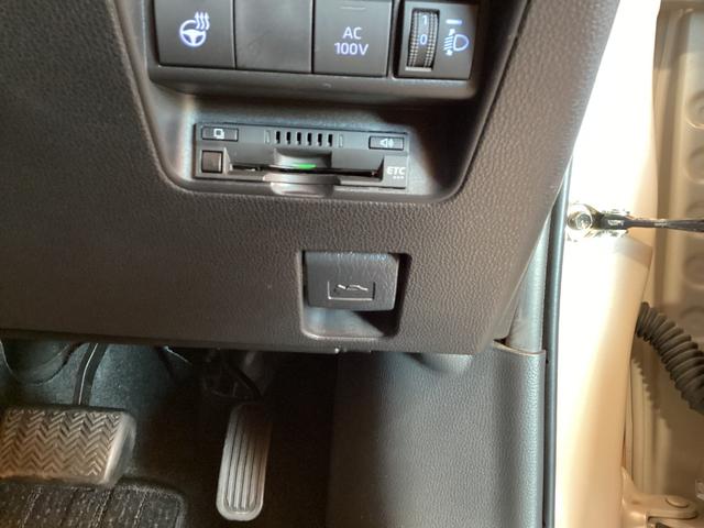 アクア Ｇ　トヨタセーフティセンス　純正ディスプレイ　Ｂｌｕｅｔｏｏｔｈ対応　パノラミックビューモニター　ＥＴＣ　アダプティブクルーズコントロール　ステアリングヒーター　ＬＥＤヘッドライト　スマートキー（13枚目）