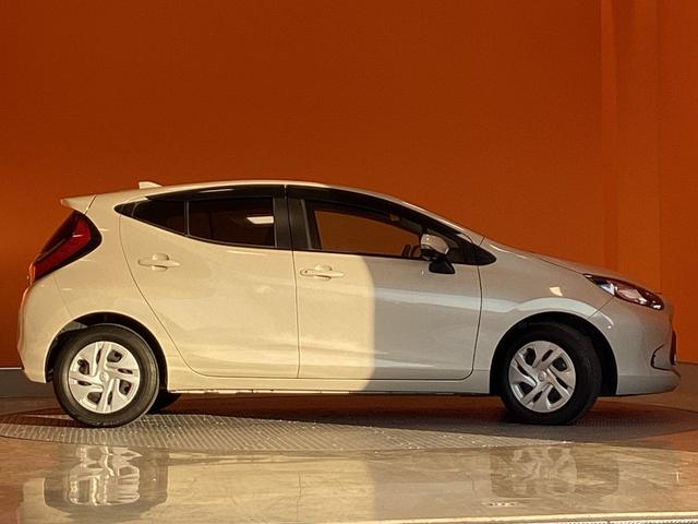 アクア Ｇ　トヨタセーフティセンス　純正ディスプレイ　Ｂｌｕｅｔｏｏｔｈ対応　パノラミックビューモニター　ＥＴＣ　アダプティブクルーズコントロール　ステアリングヒーター　ＬＥＤヘッドライト　スマートキー（17枚目）