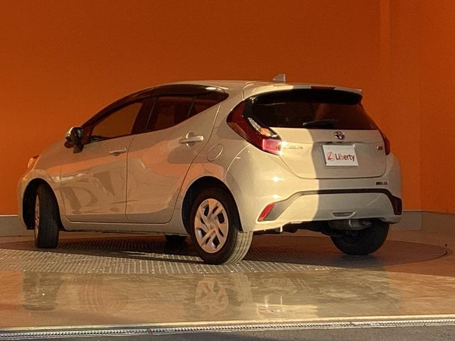 アクア Ｇ　トヨタセーフティセンス　純正ディスプレイ　Ｂｌｕｅｔｏｏｔｈ対応　パノラミックビューモニター　ＥＴＣ　アダプティブクルーズコントロール　ステアリングヒーター　ＬＥＤヘッドライト　スマートキー（20枚目）