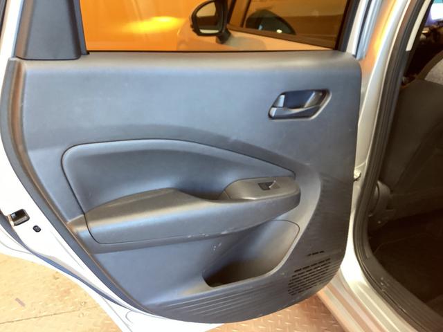 ノート Ｓ　衝突軽減Ｂ　社外ナビ　Ｂｌｕｅｔｏｏｔｈ対応　アラウンドビューモニター　プッシュスタート　電子パーキング　ヘッドライトレベライザー　電動格納ミラー　ステアリングスイッチ（38枚目）