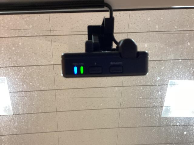 スペーシア ハイブリッドＧ　衝突軽減Ｂ　社外ナビ　ＴＶ　Ｂｌｕｅｔｏｏｔｈ対応　全方位カメラ　両側スライドドア　スマートキー　プッシュスタート　アイドリングストップ　ヘッドライトレベライザー　電動格納ミラー　オートエアコン（14枚目）