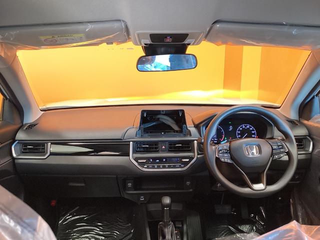 ＷＲ－Ｖ Ｘ　登録済未使用車　禁煙車　ＨｏｎｄａＳＥＮＳＩＮＧ　アダプティブクルーズコントロール　スマートキー　プッシュスタート　ステアリングスイッチ　電動格納ミラー（5枚目）