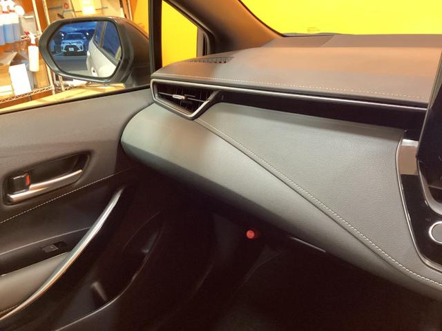 カローラツーリング ハイブリッド　ダブルバイビー　トヨタセーフティセンス　純正ディスプレイ　Ｂｌｕｅｔｏｏｔｈ対応　ＴＶ　Ｂカメラ　ＥＴＣ２．０　アダプティブクルーズコントロール　電子パーキング　ＬＥＤヘッドライト　フォグライト　スマートキー（41枚目）