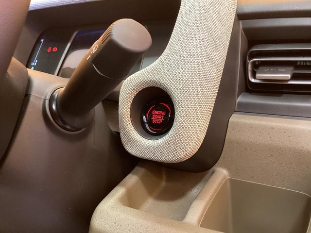 フリード エアー　ＥＸ　登録済未使用車　禁煙車　ＨｏｎｄａＳＥＮＳＩＮＧ　アダプティブクルーズコントロール　電子パーキング　両側自動ドア　ブラインドスポットモニター　ＬＥＤヘッドライト　スマートキー　プッシュスタート（10枚目）