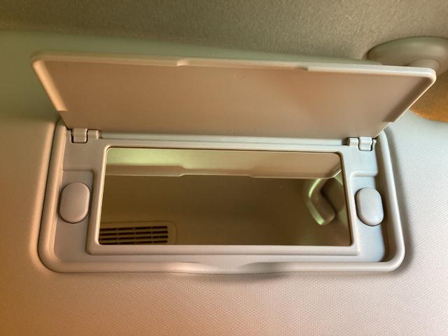 フリード エアー　ＥＸ　登録済未使用車　禁煙車　ＨｏｎｄａＳＥＮＳＩＮＧ　アダプティブクルーズコントロール　電子パーキング　両側自動ドア　ブラインドスポットモニター　ＬＥＤヘッドライト　スマートキー　プッシュスタート（25枚目）