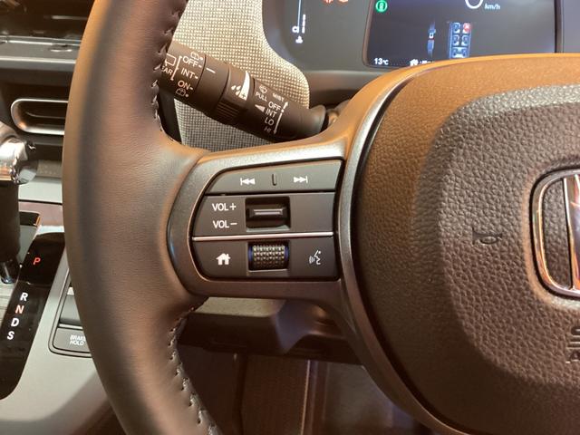 フリード エアー　ＥＸ　登録済未使用車　禁煙車　ＨｏｎｄａＳＥＮＳＩＮＧ　アダプティブクルーズコントロール　電子パーキング　両側自動ドア　ブラインドスポットモニター　ＬＥＤヘッドライト　スマートキー　プッシュスタート（27枚目）