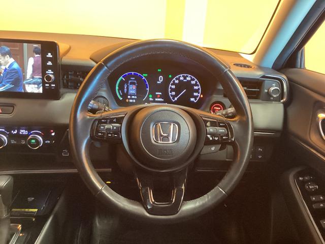 ヴェゼル ｅ：ＨＥＶ　Ｚ　ＨｏｎｄａＳＥＮＳＩＮＧ　純正９インチコネクトナビ　Ｂｌｕｅｔｏｏｔｈ対応　Ｂカメラ　ＥＴＣ２．０　アダプティブクルーズコントロール　電子パーキング　ＬＥＤヘッドライト　スマートキー　プッシュスタート（6枚目）