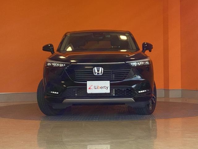 ヴェゼル ｅ：ＨＥＶ　Ｚ　ＨｏｎｄａＳＥＮＳＩＮＧ　純正９インチコネクトナビ　Ｂｌｕｅｔｏｏｔｈ対応　Ｂカメラ　ＥＴＣ２．０　アダプティブクルーズコントロール　電子パーキング　ＬＥＤヘッドライト　スマートキー　プッシュスタート（15枚目）