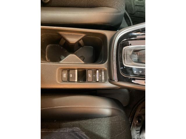 ヴェゼル ｅ：ＨＥＶ　Ｚ　ＨｏｎｄａＳＥＮＳＩＮＧ　純正９インチコネクトナビ　Ｂｌｕｅｔｏｏｔｈ対応　Ｂカメラ　ＥＴＣ２．０　アダプティブクルーズコントロール　電子パーキング　ＬＥＤヘッドライト　スマートキー　プッシュスタート（33枚目）