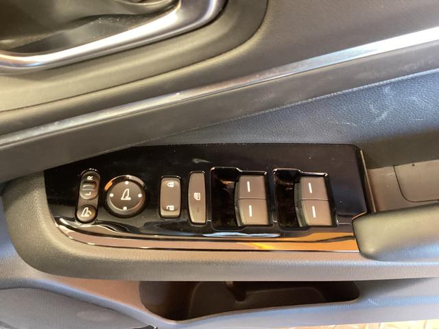 ヴェゼル ｅ：ＨＥＶ　Ｚ　ＨｏｎｄａＳＥＮＳＩＮＧ　純正９インチコネクトナビ　Ｂｌｕｅｔｏｏｔｈ対応　Ｂカメラ　ＥＴＣ２．０　アダプティブクルーズコントロール　電子パーキング　ＬＥＤヘッドライト　スマートキー　プッシュスタート（38枚目）