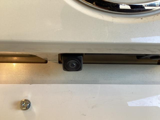 ムーヴキャンバス Ｇメイクアップリミテッド　ＳＡＩＩＩ　ＥＴＣ　全周囲カメラ　両側電動スライドドア　ナビ　ＴＶ　衝突被害軽減システム　オートマチックハイビーム　オートライト　ＬＥＤヘッドランプ　スマートキー　アイドリングストップ　電動格納ミラー（32枚目）