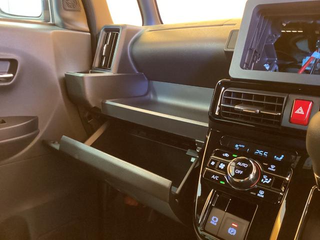 タント カスタムＸ　エコアイドル非装着車　バックカメラ　サイドカメラ　両側電動スライドドア　クリアランスソナー　衝突被害軽減システム　オートライト　ＬＥＤヘッドランプ　スマートキー　アイドリングストップ　電動格納ミラー　シートヒーター（26枚目）