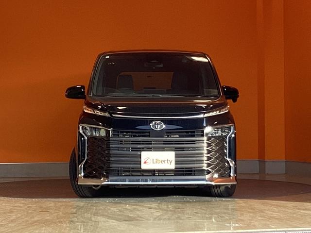 ヴォクシー Ｓ－Ｇ　ＥＴＣ　バックカメラ　ナビ　オートクルーズコントロール　レーンアシスト　衝突被害軽減システム　両側電動スライドドア　オートマチックハイビーム　オートライト　ＬＥＤヘッドランプ（16枚目）