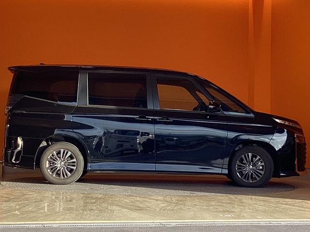 ヴォクシー Ｓ－Ｇ　ＥＴＣ　バックカメラ　ナビ　オートクルーズコントロール　レーンアシスト　衝突被害軽減システム　両側電動スライドドア　オートマチックハイビーム　オートライト　ＬＥＤヘッドランプ（18枚目）